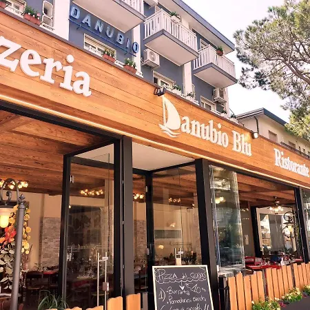 达奴比奥酒店 酒店 3*